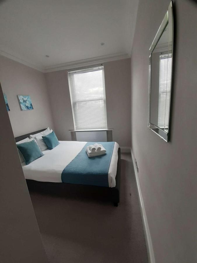 25 Ongar Road By Viridian Apartments Londyn Zewnętrze zdjęcie
